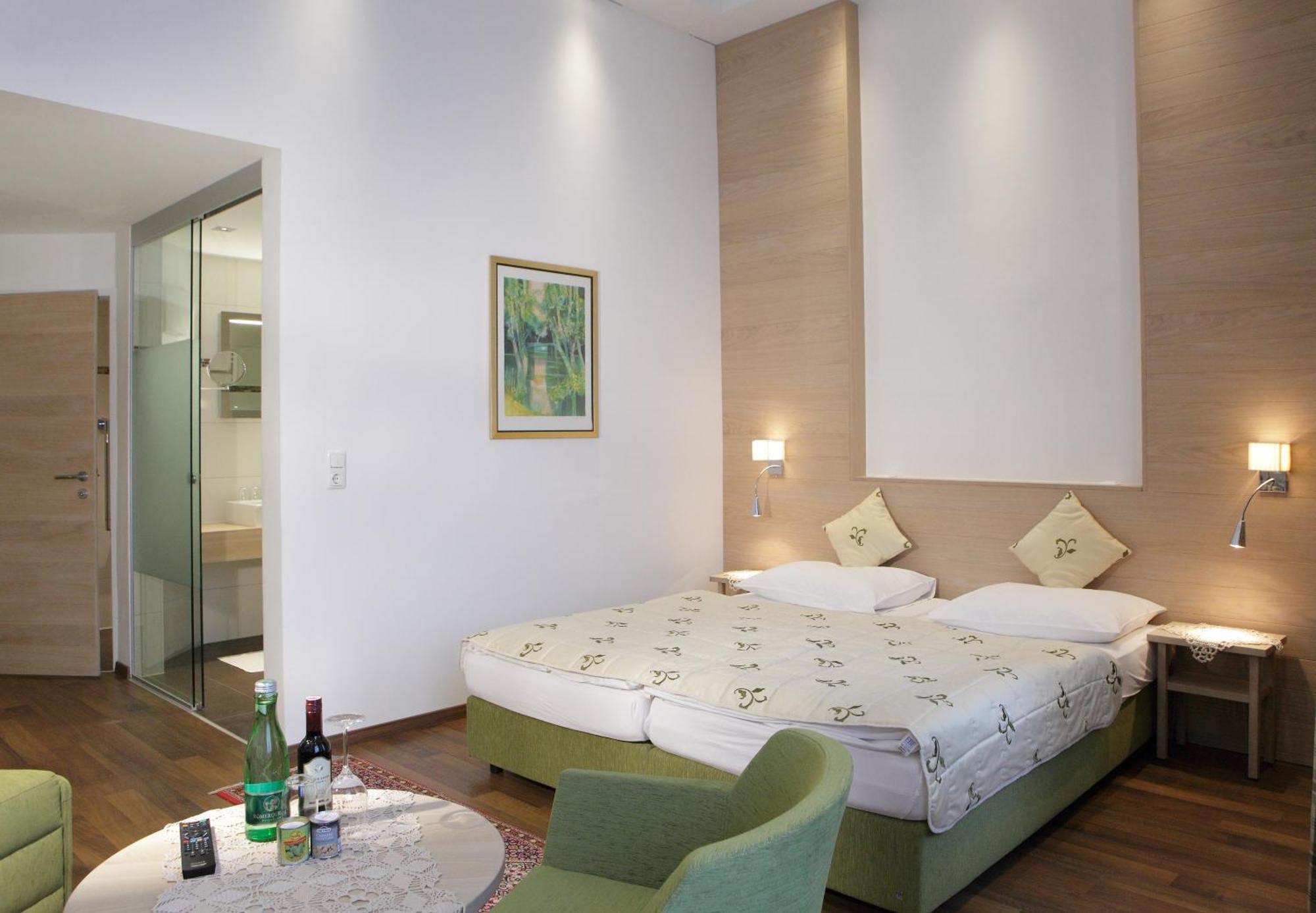 Seehotel Schwan Gmunden Buitenkant foto