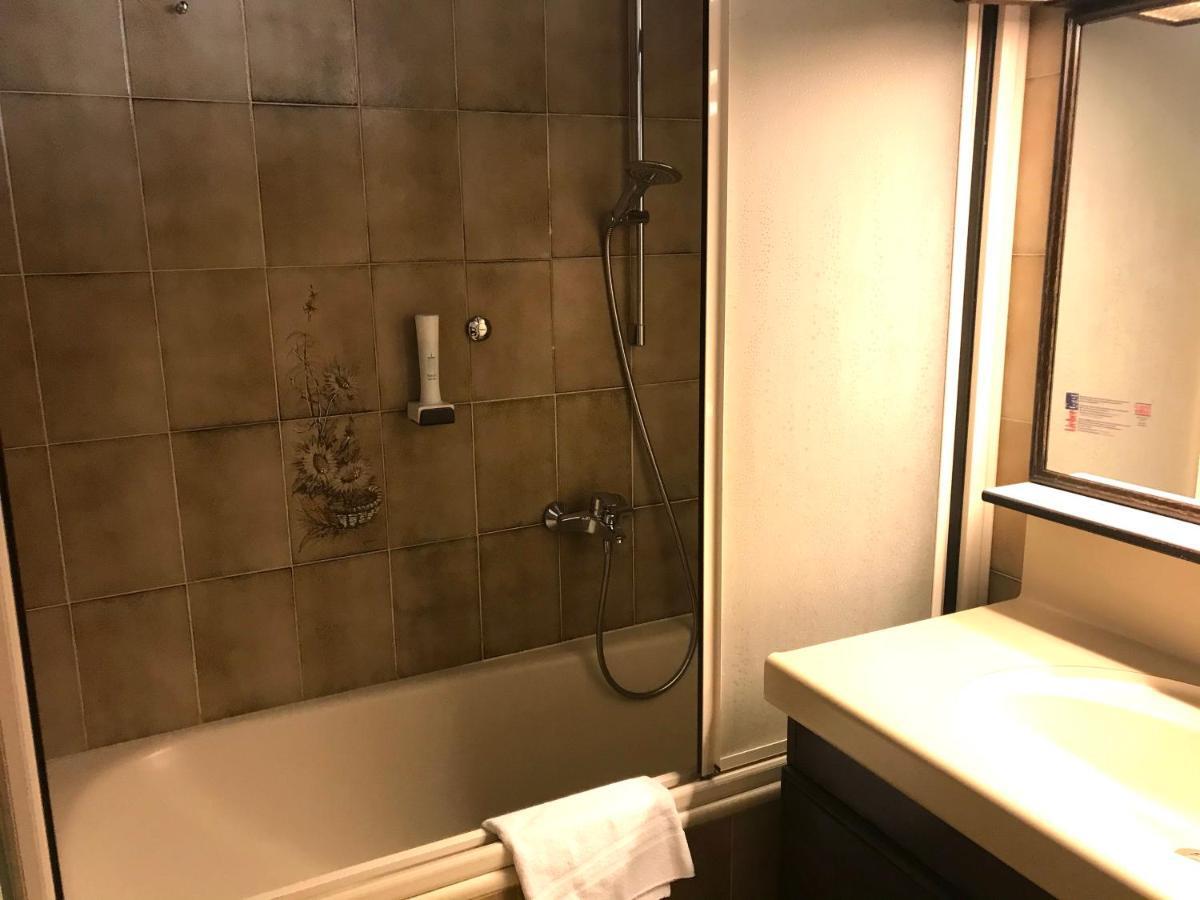 Seehotel Schwan Gmunden Buitenkant foto